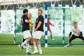 <a href="https://st.getinfootball.com/albums/1102728/6a5418da03aec_1920.jpg" target="_blank">Завантажити оригінал</a>