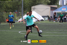 <a href="https://st.getinfootball.com/albums/1102733/6a548a6da2a40_1920.jpg" target="_blank">Завантажити оригінал</a>