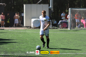 <a href="https://st.getinfootball.com/albums/1102739/6a549d968c882_1920.jpg" target="_blank">Завантажити оригінал</a>