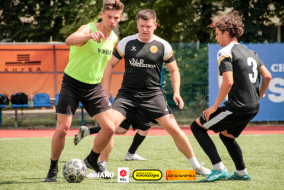 <a href="https://st.getinfootball.com/albums/1102785/6a57aa9315a1d_1920.jpg" target="_blank">Завантажити оригінал</a>