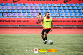 <a href="https://st.getinfootball.com/albums/1102787/6a57a90537edd_1920.jpg" target="_blank">Завантажити оригінал</a>