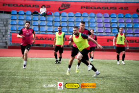 <a href="https://st.getinfootball.com/albums/1102787/6a57a9e67ae7c_1920.jpg" target="_blank">Завантажити оригінал</a>