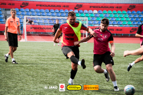 <a href="https://st.getinfootball.com/albums/1102787/6a57a9efcb11c_1920.jpg" target="_blank">Завантажити оригінал</a>