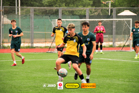 <a href="https://st.getinfootball.com/albums/1102804/6a57b4b986e80_1920.jpg" target="_blank">Завантажити оригінал</a>