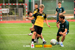 <a href="https://st.getinfootball.com/albums/1102804/6a57b4c2383a7_1920.jpg" target="_blank">Завантажити оригінал</a>