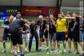 <a href="https://st.getinfootball.com/albums/1102838/6a5e7eee6430e_1920.jpg" target="_blank">Завантажити оригінал</a>