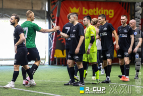 <a href="https://st.getinfootball.com/albums/1102875/6a6039dac89fa_1920.jpg" target="_blank">Завантажити оригінал</a>