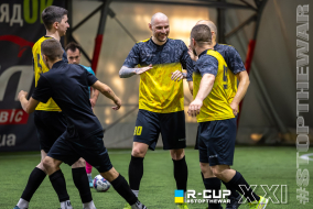 <a href="https://st.getinfootball.com/albums/1102931/6a6112038fe6c_1920.jpg" target="_blank">Завантажити оригінал</a>
